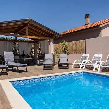 Apartamento Tia Fažana