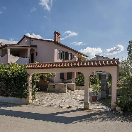 Apartamento Tia Fažana